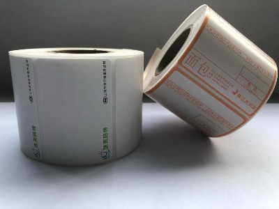 不干胶标签这样使用光油，效果超乎你想象。